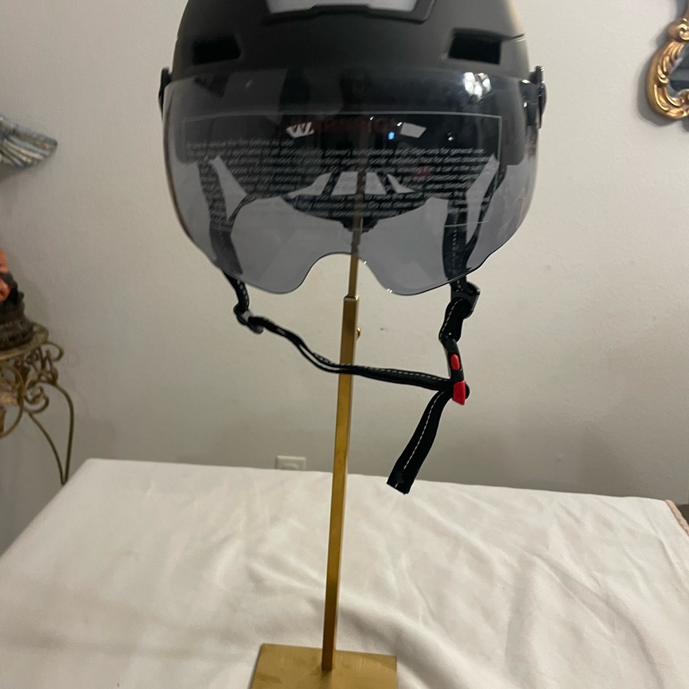 Kids Medium Black lightweight helmet for Scooter/skateboard/bike/skates LED Lite